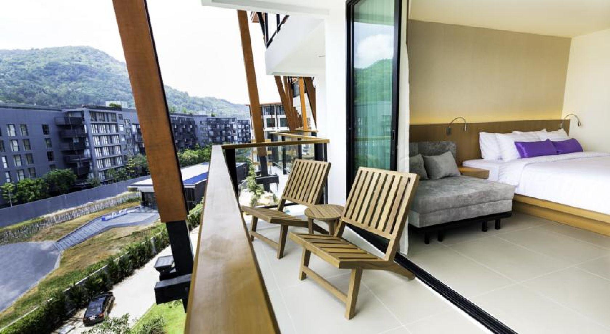 The Lunar Patong Phuket Exterior photo
