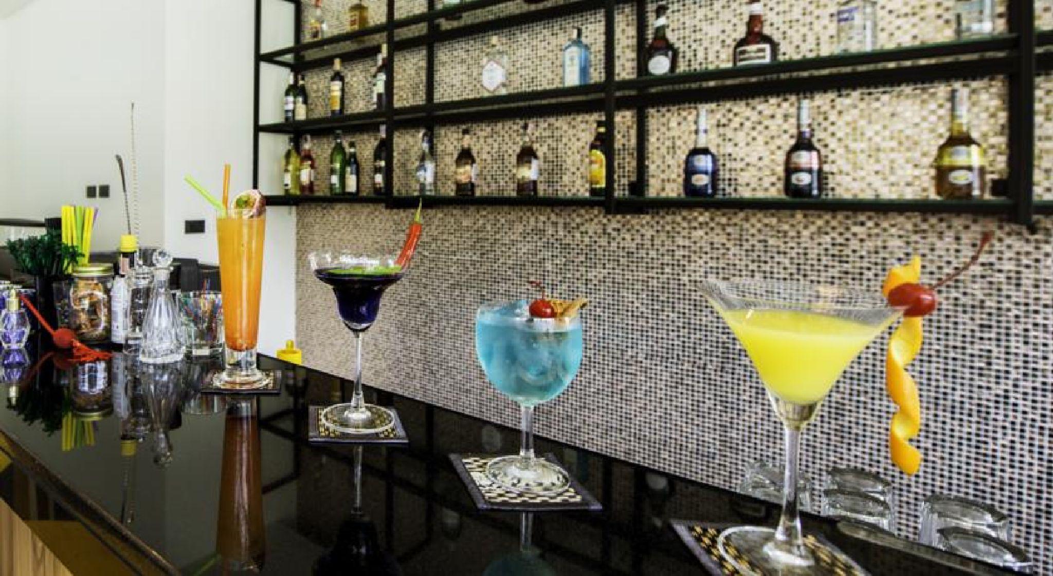 The Lunar Patong Phuket Exterior photo