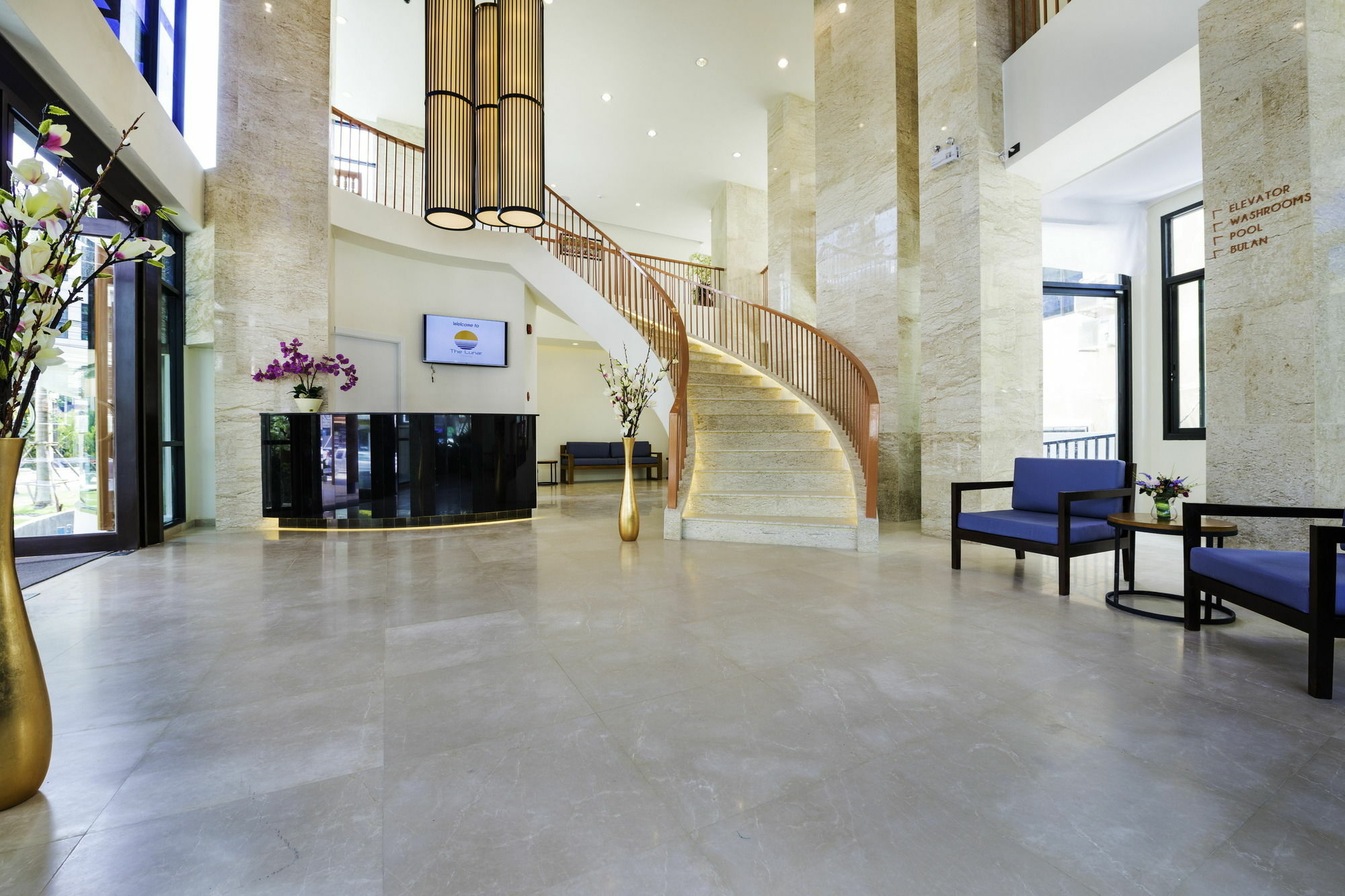 The Lunar Patong Phuket Exterior photo