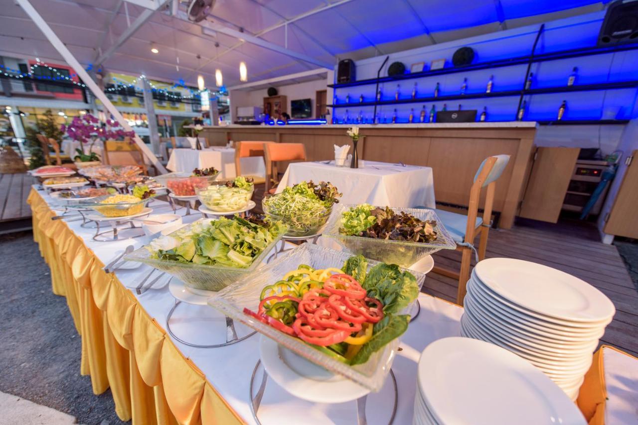 The Lunar Patong Phuket Exterior photo